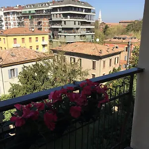 tiraboschi-appartment.emilia-romagnahotels.net/